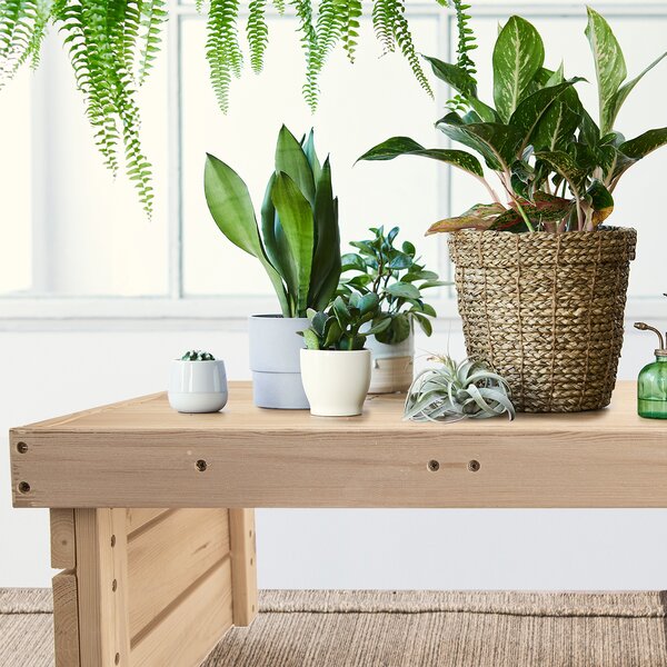 Dřevěný stolek 70x40x32 cm