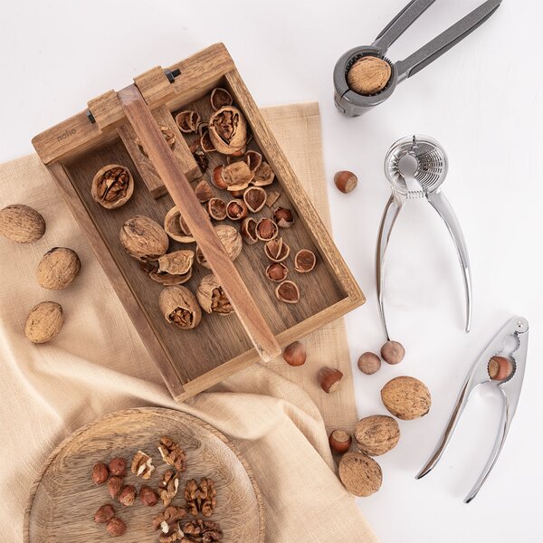 Louskáček na ořechy LUXY