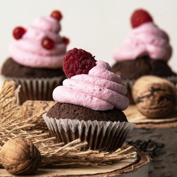 Špička zdobicí široká