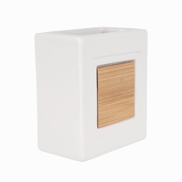 Držák na zubní kartáčky