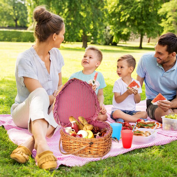 Piknikový koš SRDCE