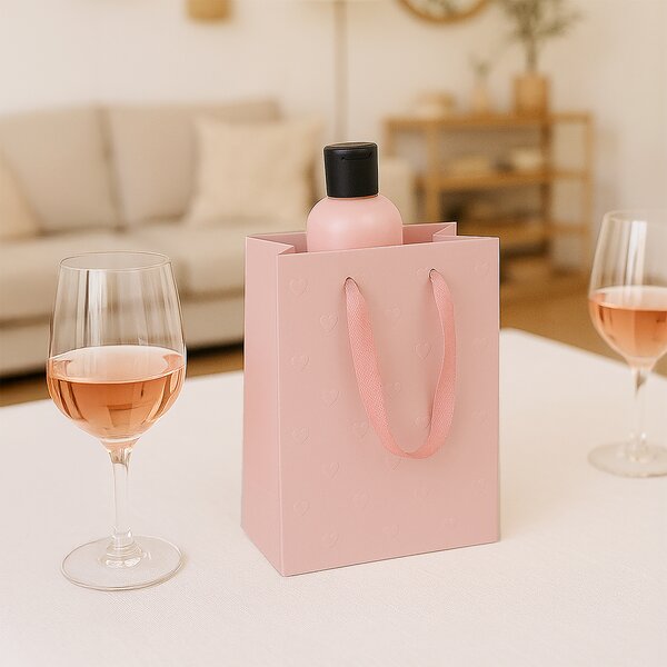 Dárková taška vytlačovaná srdíčka 18x10x23 cm