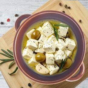 Sádlák s víkem 1,1 l