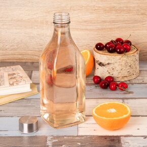 Láhev s víčkem 1,1 l