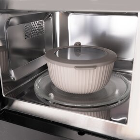 Miska Dora s víkem pr. 16,5 cm