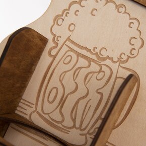 Stojan na pivní láhve