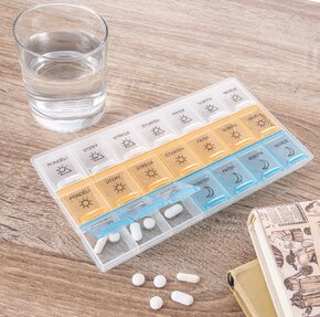 Organizér na léky týdenní 3 sekce