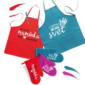 Kuchyňská zástěra S TEBOU MĚ BAVÍ SVĚT 